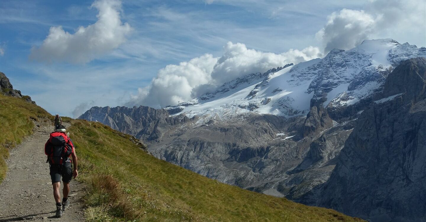 WKB2 1037 2 Der Bindelweg vom Pordoijoch zum Lago Fedaia.