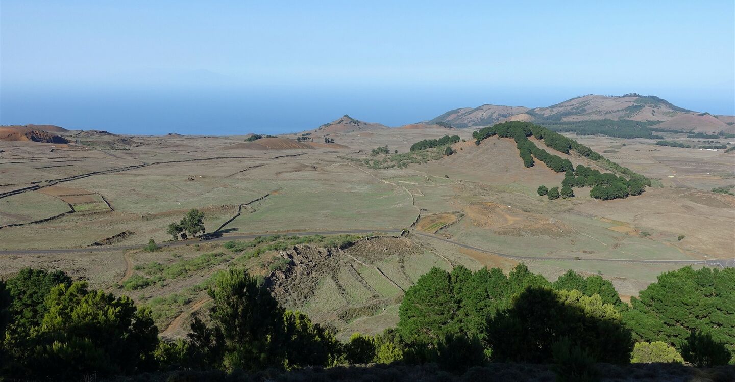WEH 1020 1 Blick über die Hochebene Meseta de Nisdafe