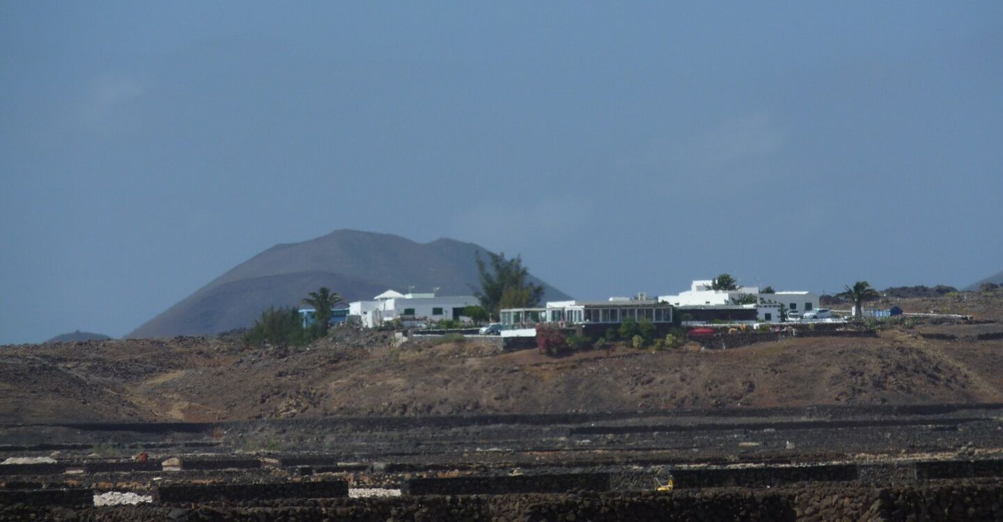 WL 1059 5 Lanzarote 28.942967 -13.817567 Restaurant Mirador de Las Salinas