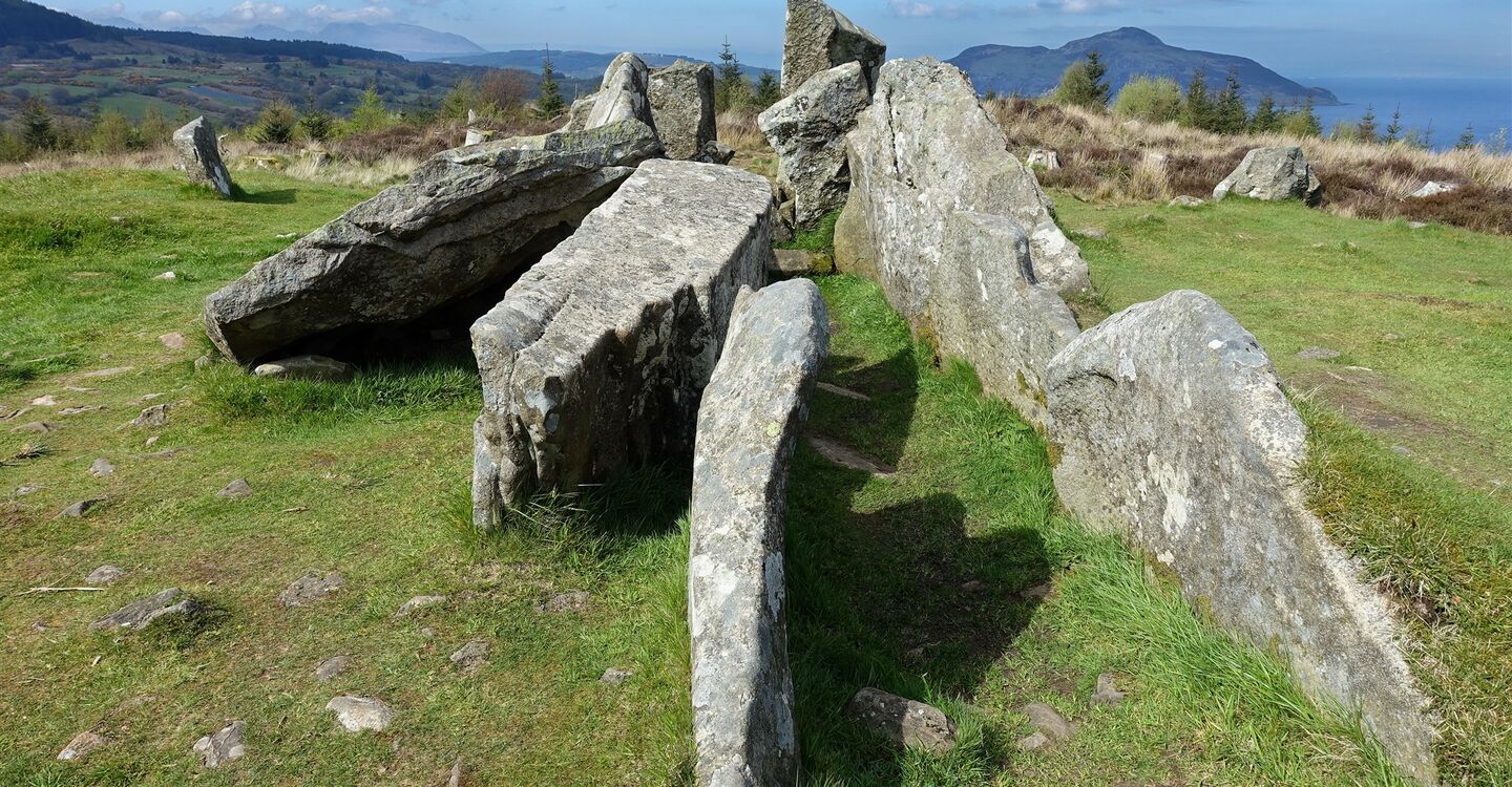 WSCH 1007 2 Giants’ Graves