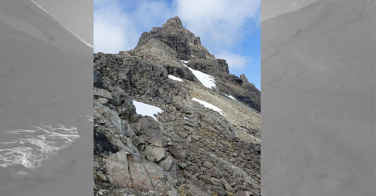 WSCH 1029 4 Southeast Ridge Aufstieg