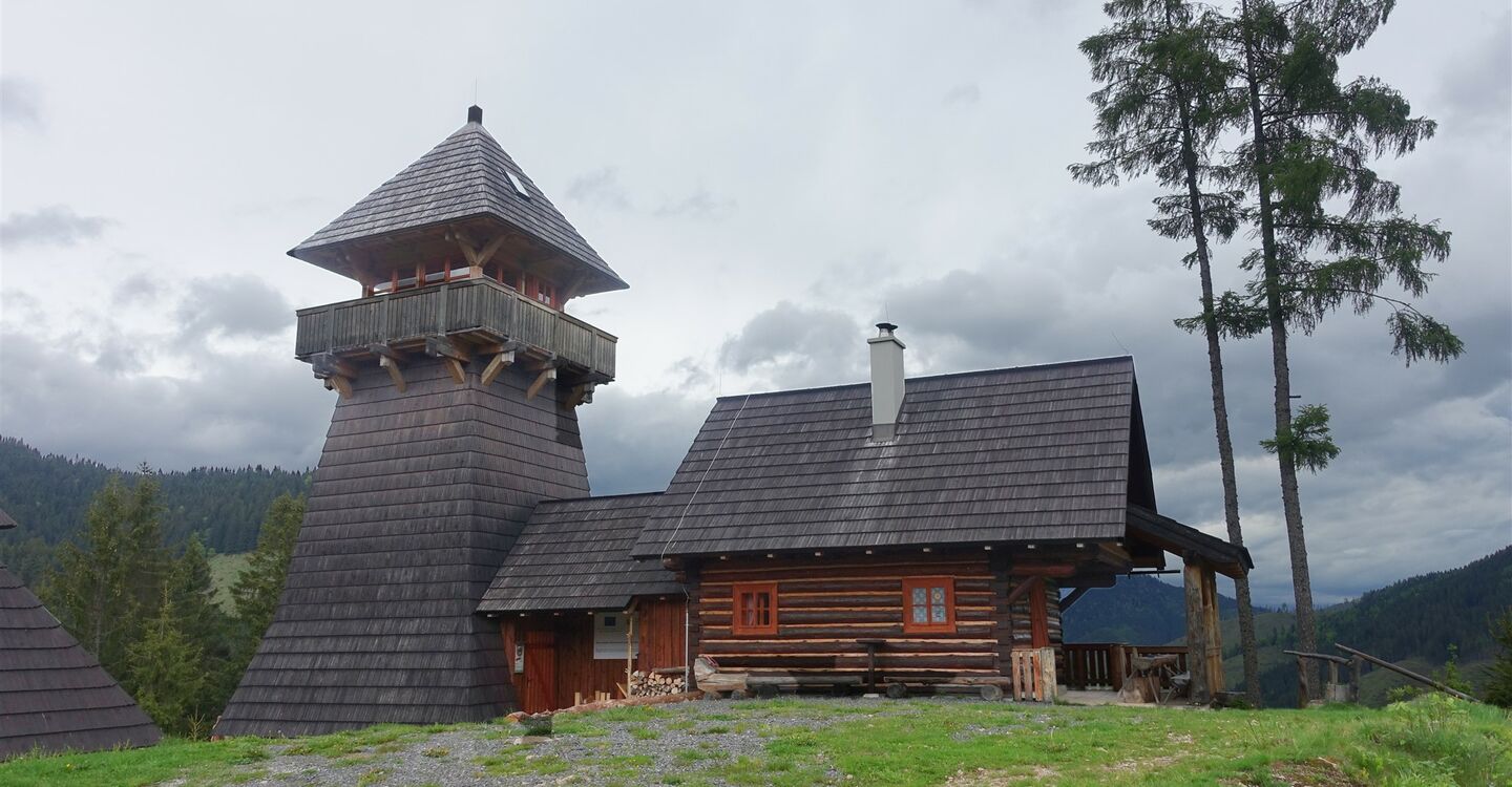 WTA 1011 2 Der hölzerne Aussichtsturm Rozhladna Krajcov vrch