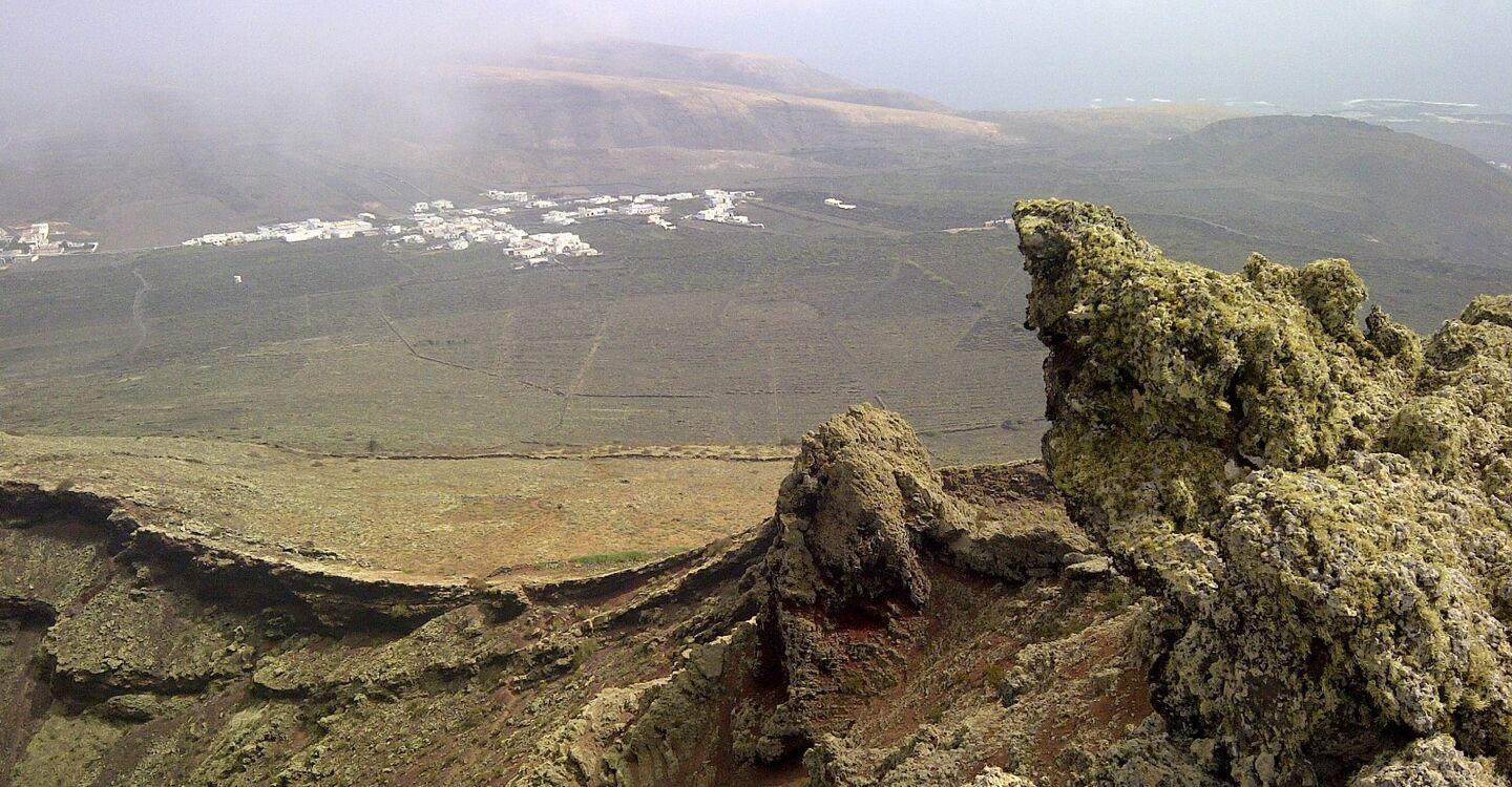 WL 1005 3 Lanzarote 29.183033 -13.484933 auf dem Gipfel des Monte Corona
