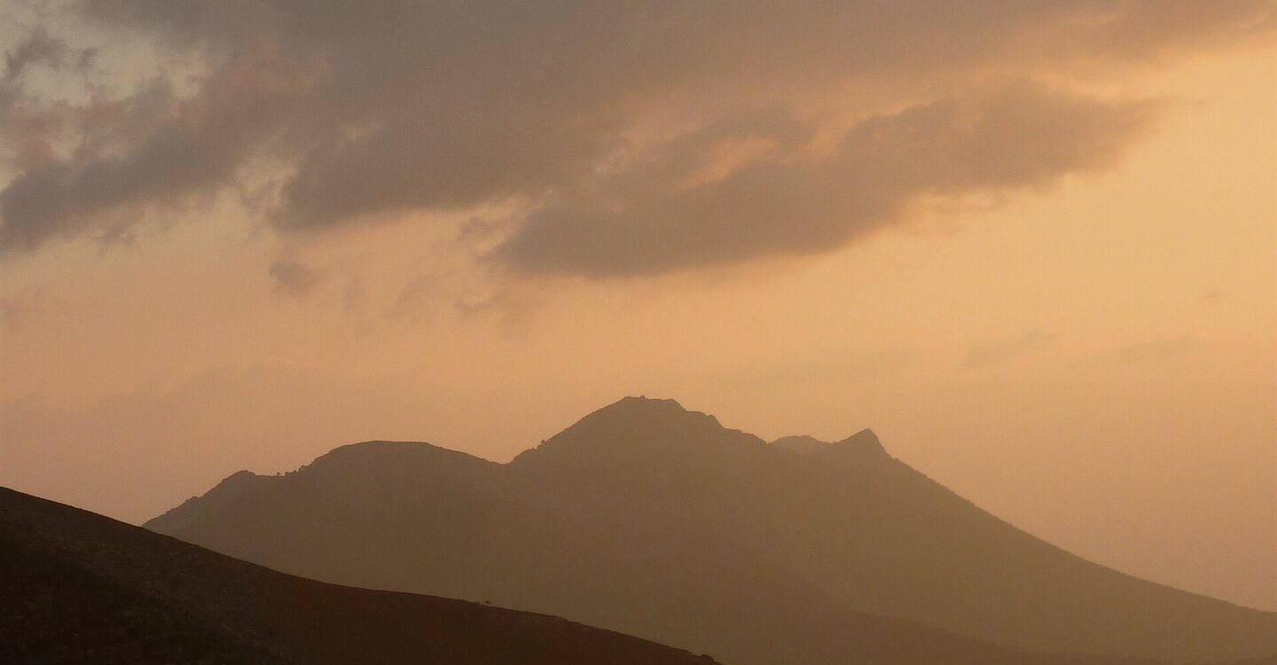 WRH 1036 1 Akramities bei Sonnenuntergang