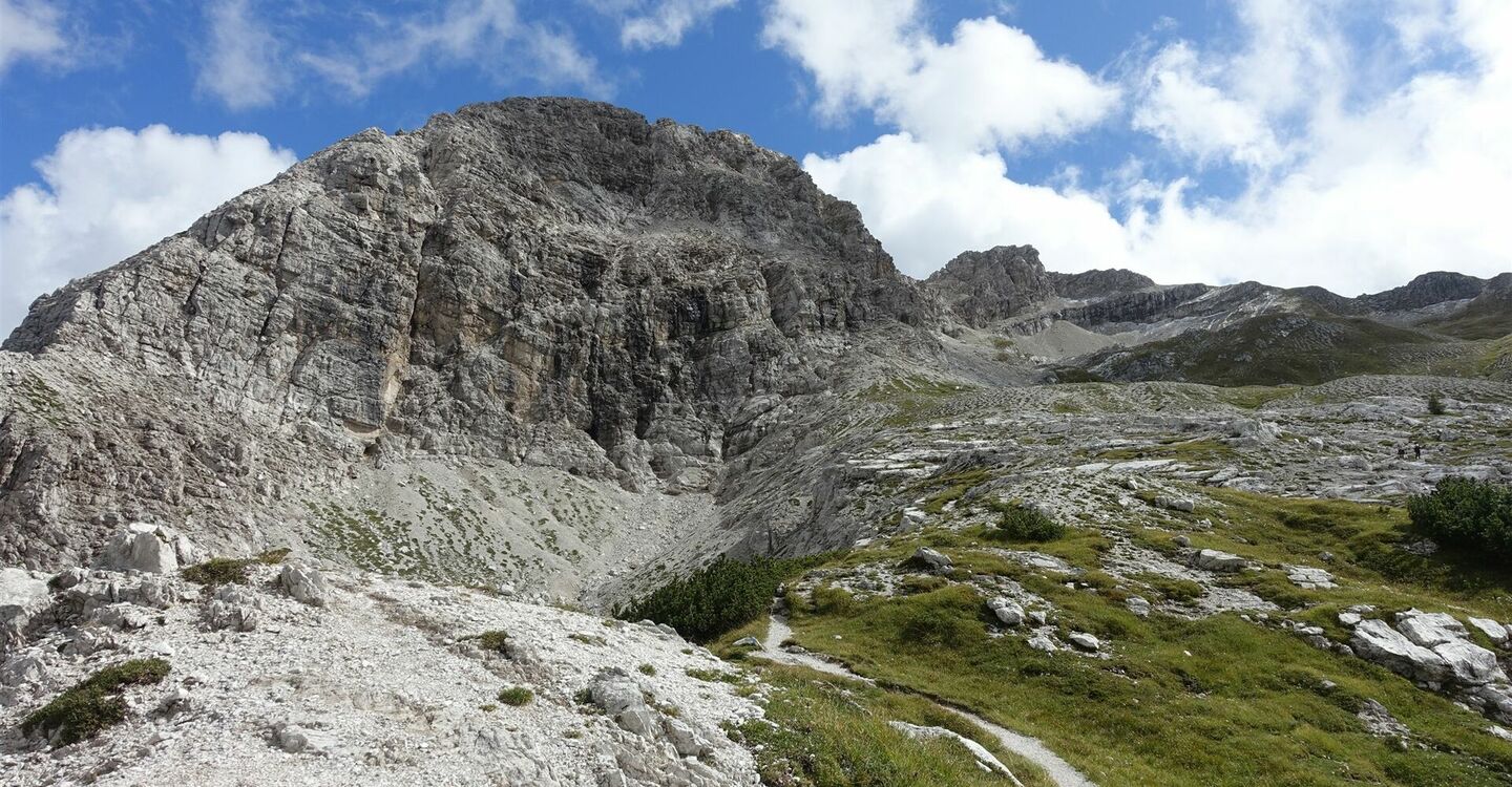 WKB1 1018 2 Das Dreigestirns Cima de Zita Nord (links), Cima de Zità di Mezzo und Cima de Zita Sud.