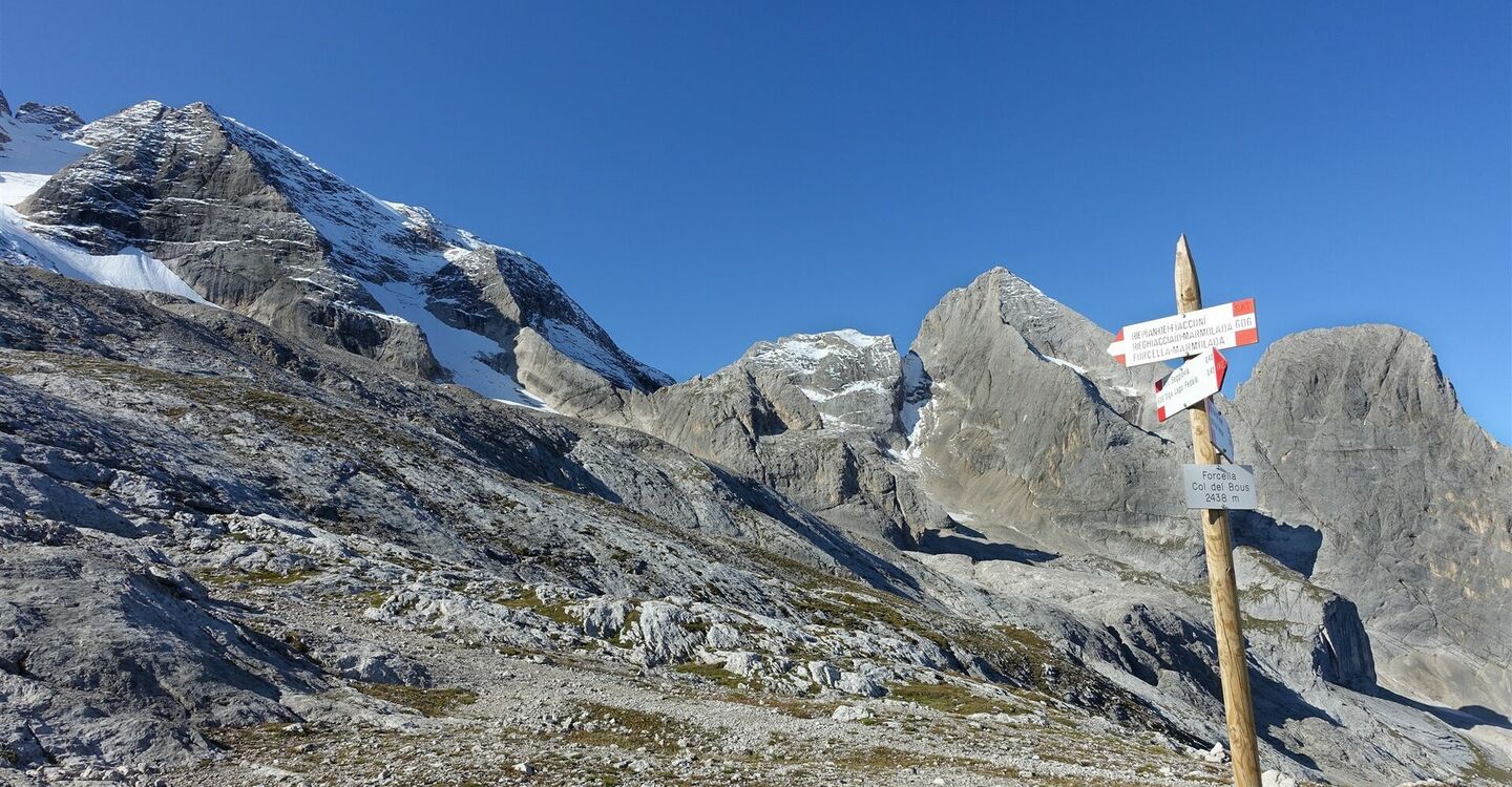 WKB2 1053 2 Von der Ostwand des Col de Bous geht es bis zur Forcella Col del Bous.