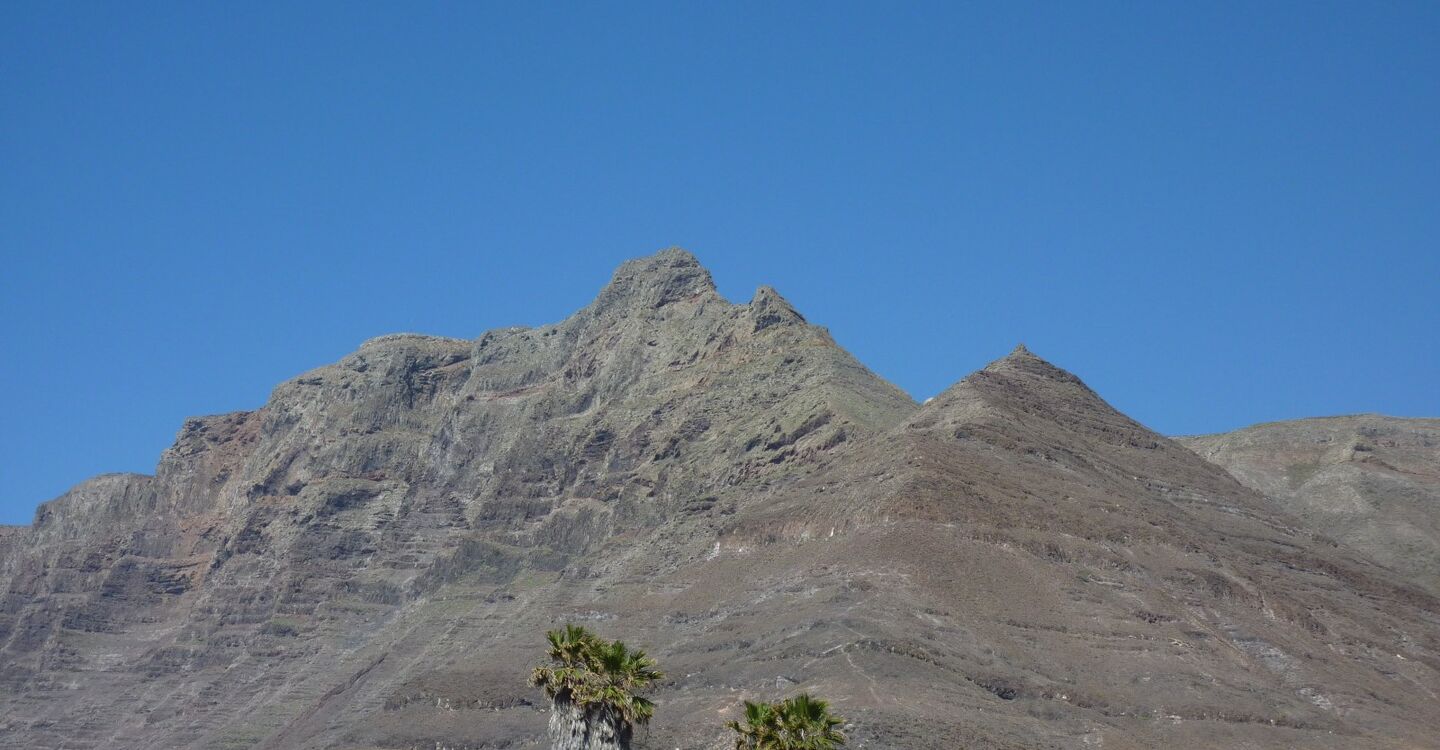 WL 1017 4 Lanzarote 29.111417 -13.5456 Blick auf das Risco de Famara Gebirgsmassiv