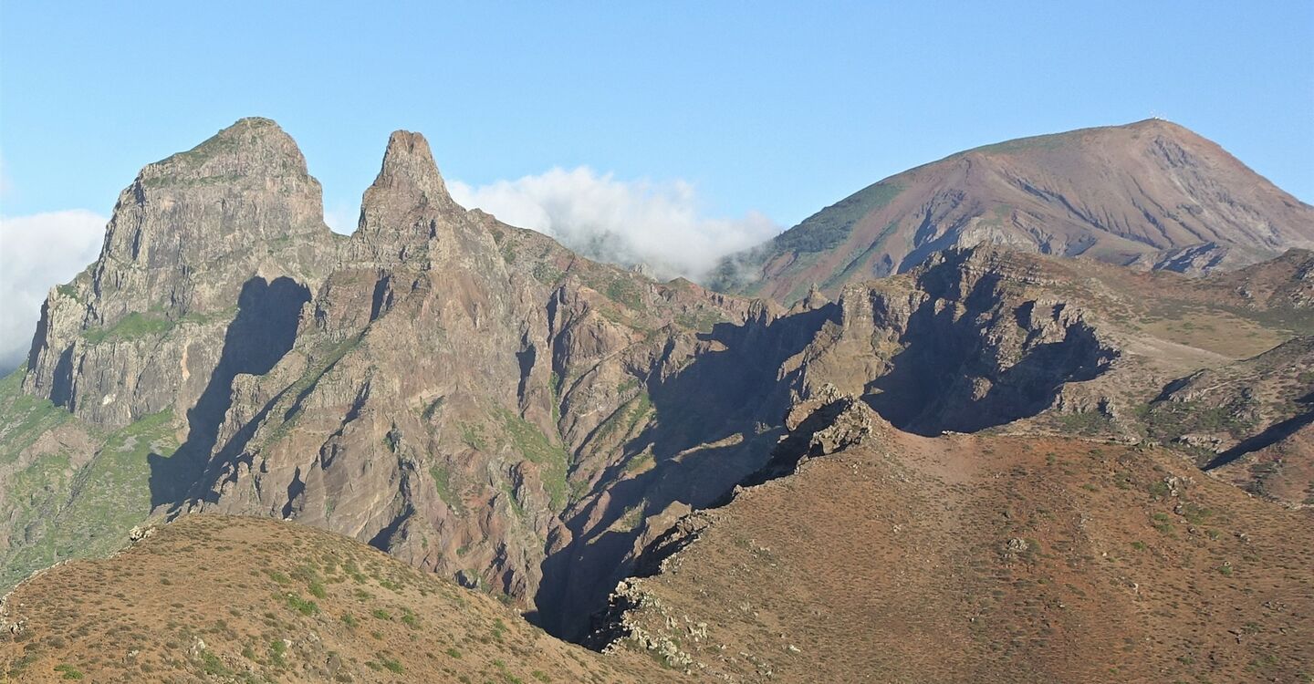 WKB 1045 5 Der Tope Matin 1047 m, der Tope Moca 954 der 1312 m hohe Monte Gordo