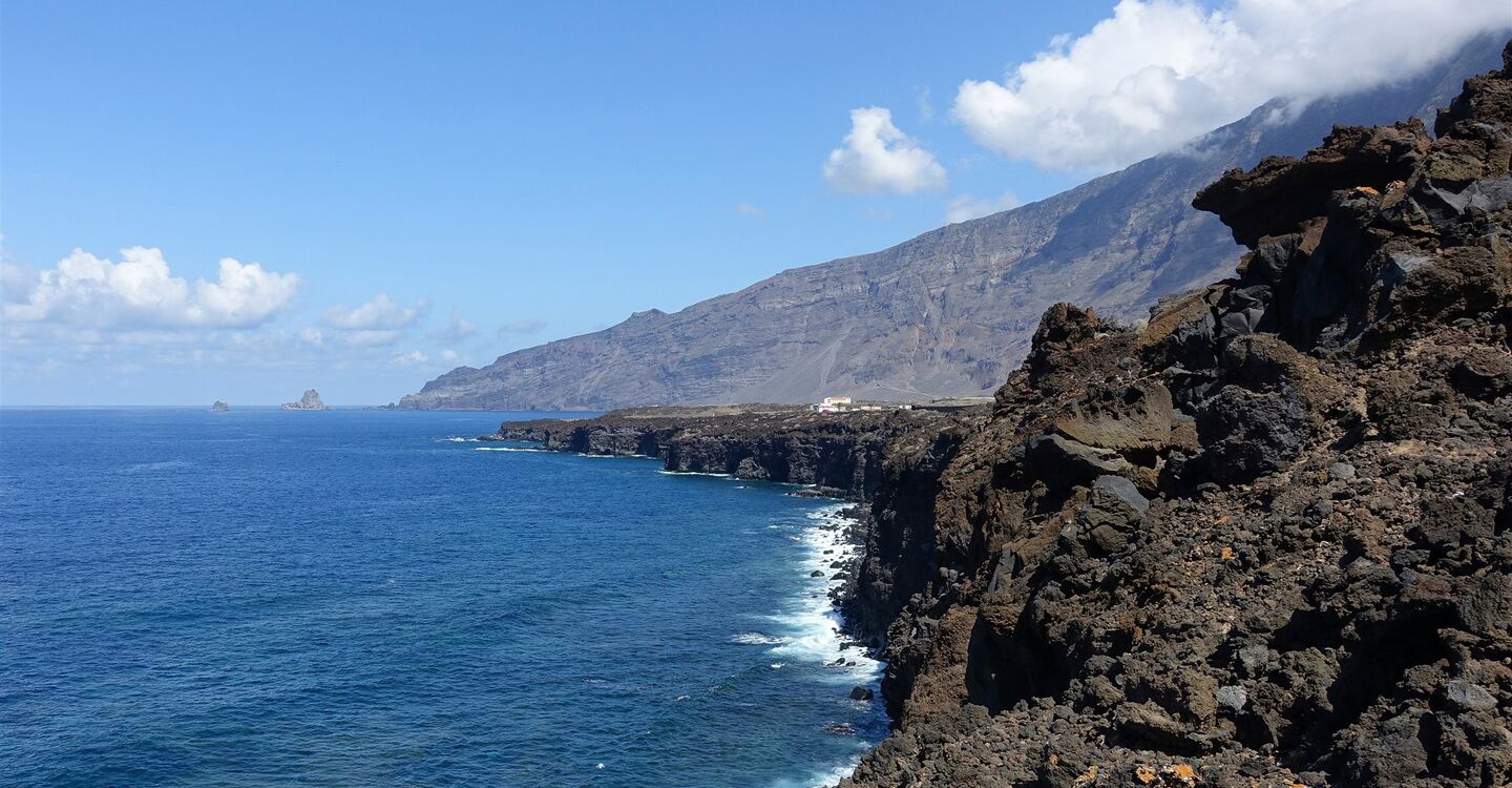 WEH 1024 2 die Steilküste im El Golfo Tal