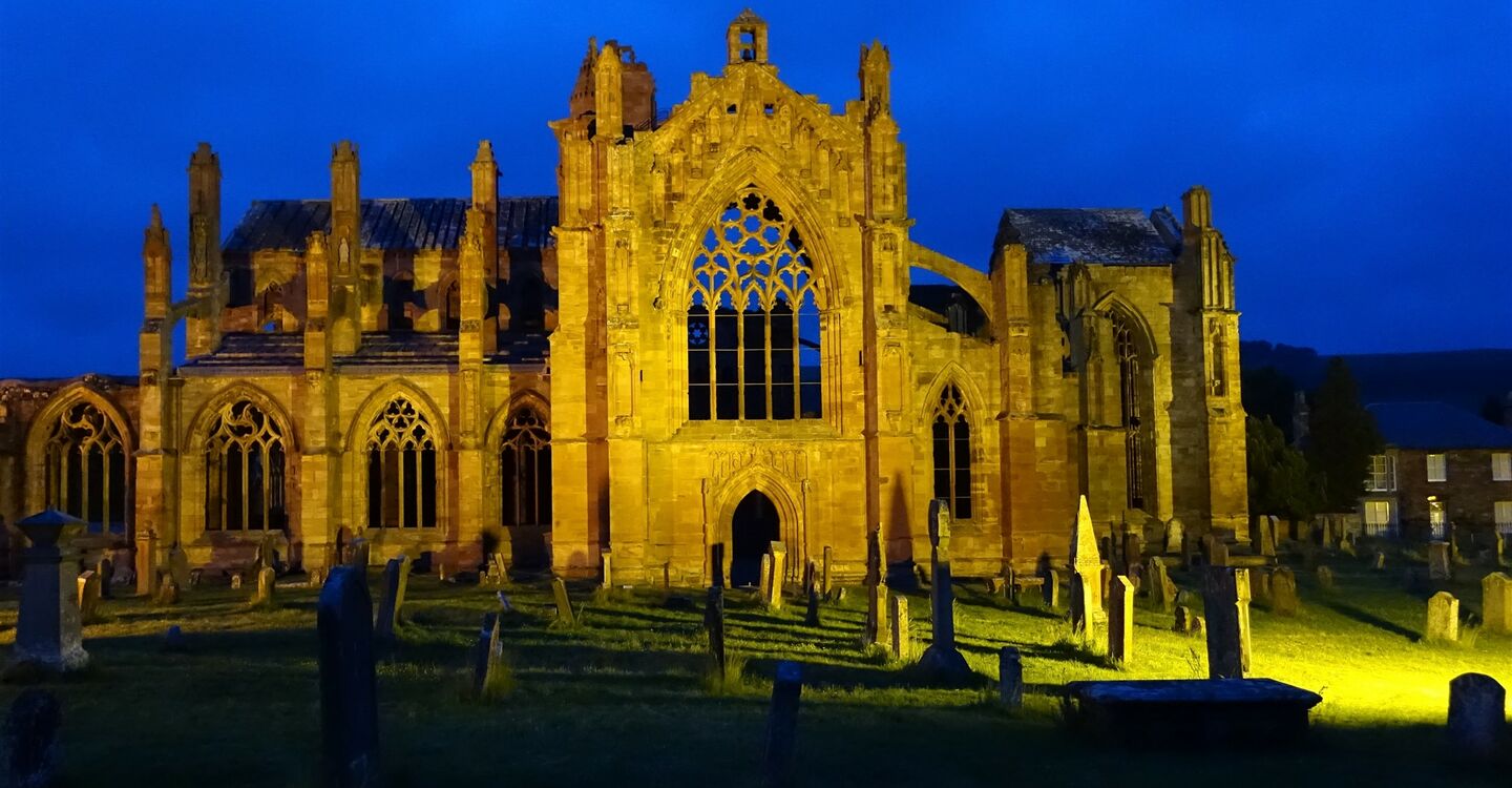 WSCH 1060 1 Melrose Abbey