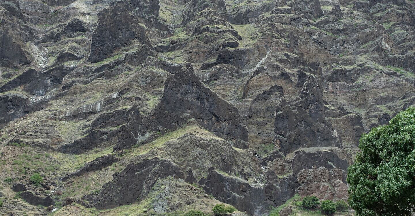 WKB 1011 3 Das Erscheinungsbild des zerklüfteten Hochtals von Chã de Morte