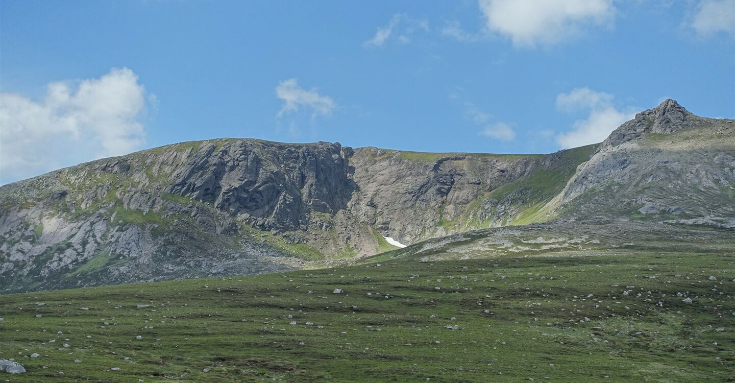 WSCH 1055 3 Beinn a’Bhúird South Top 1176 m